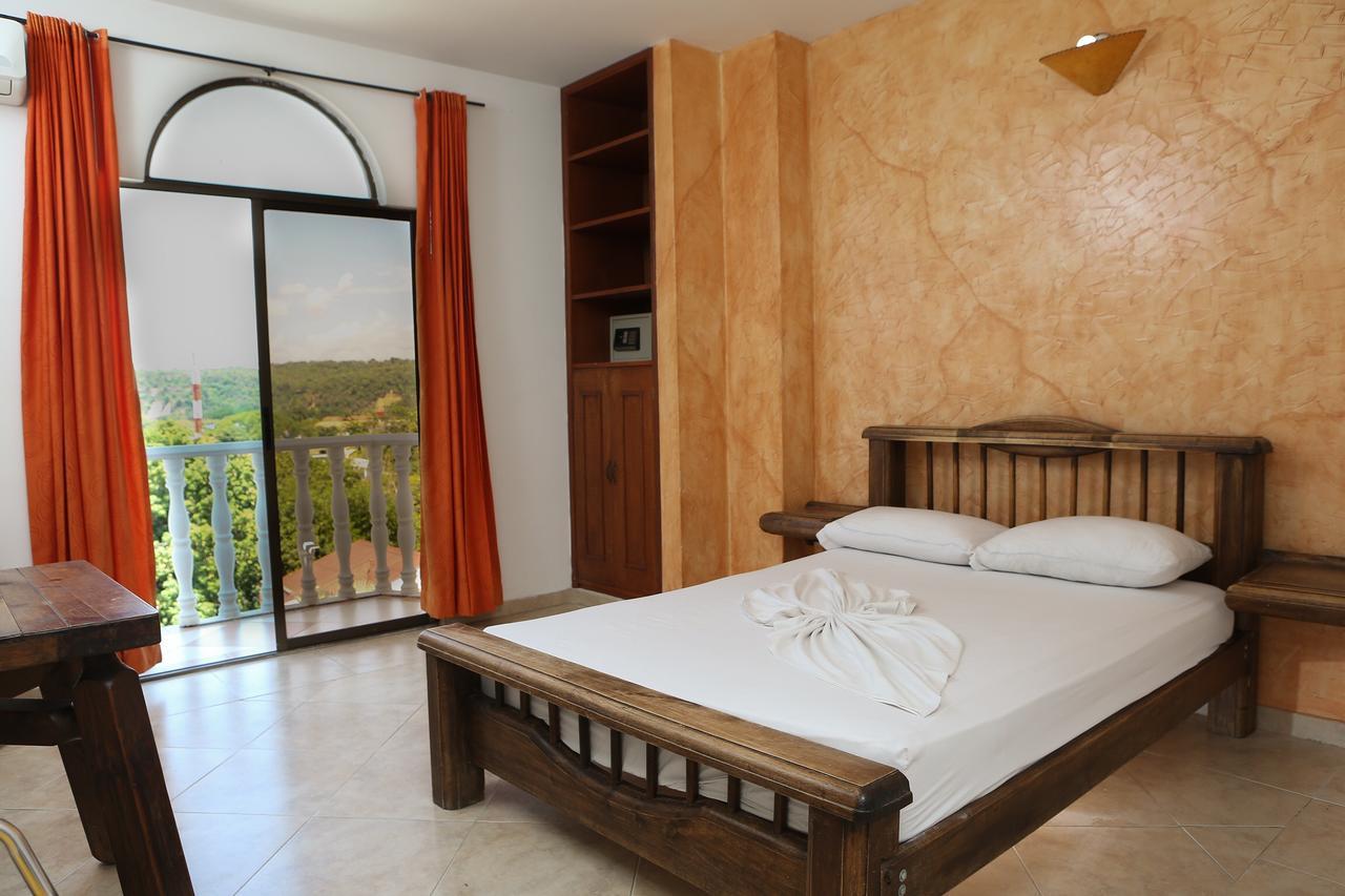 Hotel Anamichu Suites Melgar Eksteriør billede